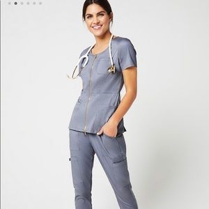 JAANUU Grey Scrub set